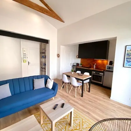 아파트 Chaleureux Aux Allures Nordiques *