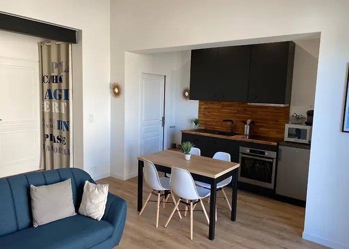 Appartement Chaleureux Aux Allures Nordiques
